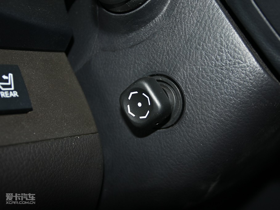 2010ʹ 3.0L Royal Ƥ