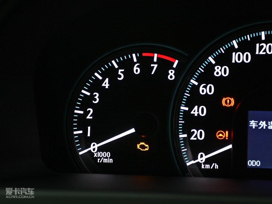 2010ʹ 3.0L Royal Ƥ