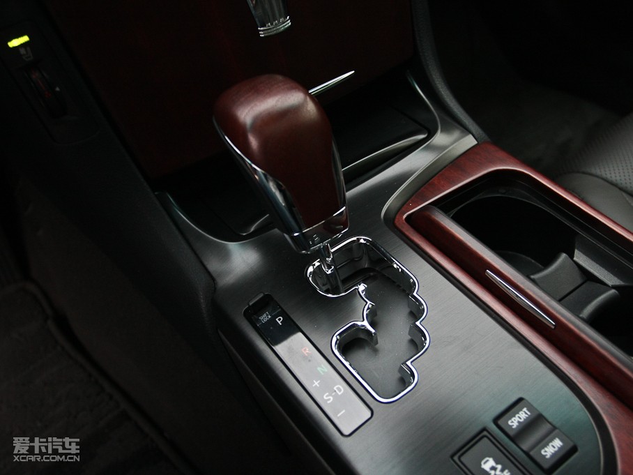 2010ʹ 3.0L Royal Ƥ