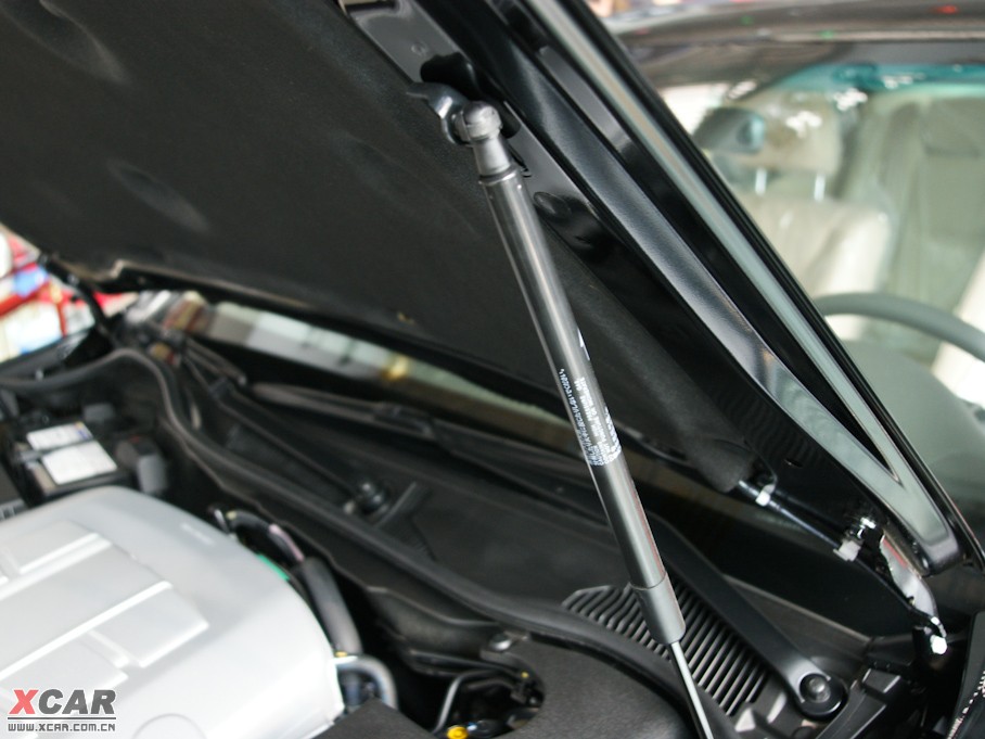 2010ʹ 3.0L Royal Saloon