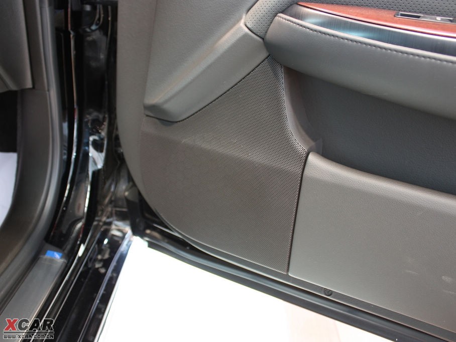 2010ʹ 4.3L Royal Saloon