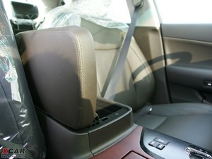 2010款3.0L Royal Saloon VIP 空间座椅