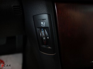 2010款4.3L Royal Saloon 中控区