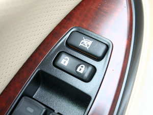 20102.5L Royal Ƥ촰 п؅^