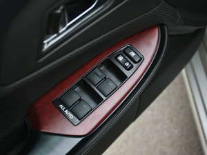 20103.0L Royal Ƥ {܇ƅ^	