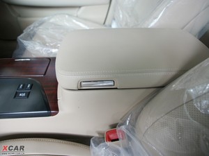 20103.0L Royal Saloon 