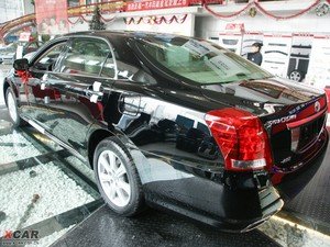 2010款3.0L Royal Saloon 整体外观