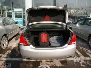 20103.0L Royal Saloon VIP g