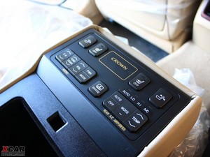 20103.0L Royal Saloon VIP g