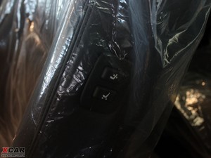 20104.3L Royal Saloon g