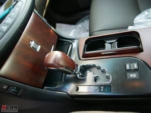 20103.0L Royal Saloon VIP п؅^