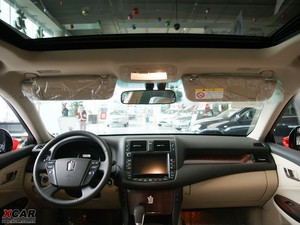 2010款3.0L Royal Saloon 空间座椅