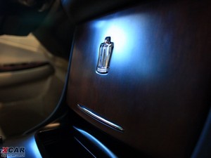 20103.0L Royal Saloon VIP п؅^