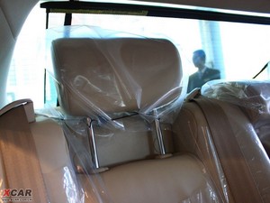 20103.0L Royal Saloon VIP g