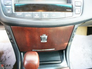 20103.0L Royal Saloon VIP п؅^