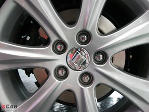 20103.0L Royal Saloon ^