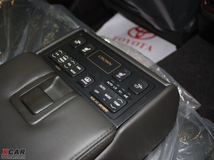 20104.3L Royal Saloon g