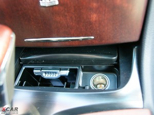 2010款3.0L Royal Saloon VIP 空间座椅
