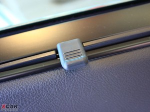 20103.0L Royal Saloon VIP g