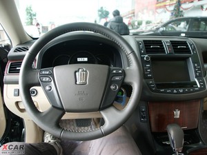 20103.0L Royal Saloon п؅^