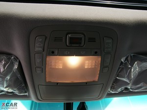 2010款3.0L Royal Saloon VIP 空间座椅