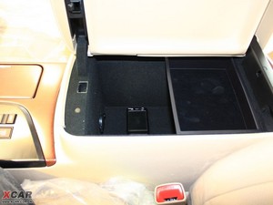 20103.0L Royal Saloon VIP g