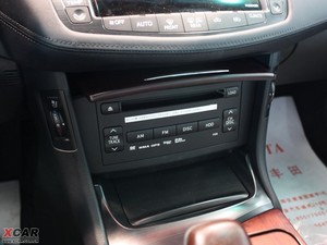 2010款4.3L Royal Saloon 中控区