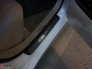 20103.0L Royal Saloon VIP g