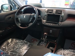 20104.3L Royal Saloon g