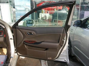 2010款3.0L Royal Saloon VIP 空间座椅