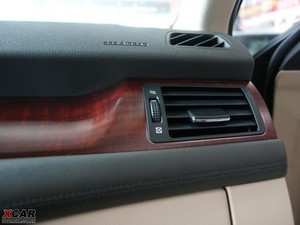 20103.0L Royal Saloon п؅^