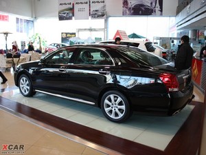 2010款4.3L Royal Saloon 整体外观