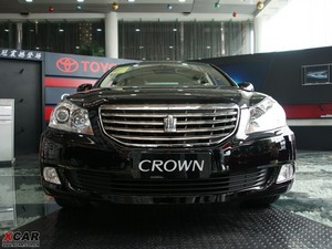 2010款3.0L Royal Saloon 整体外观
