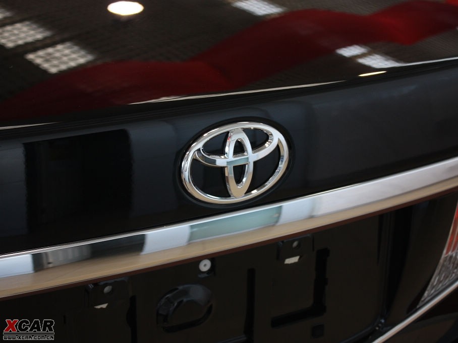 2010ʹ 4.3L Royal Saloon