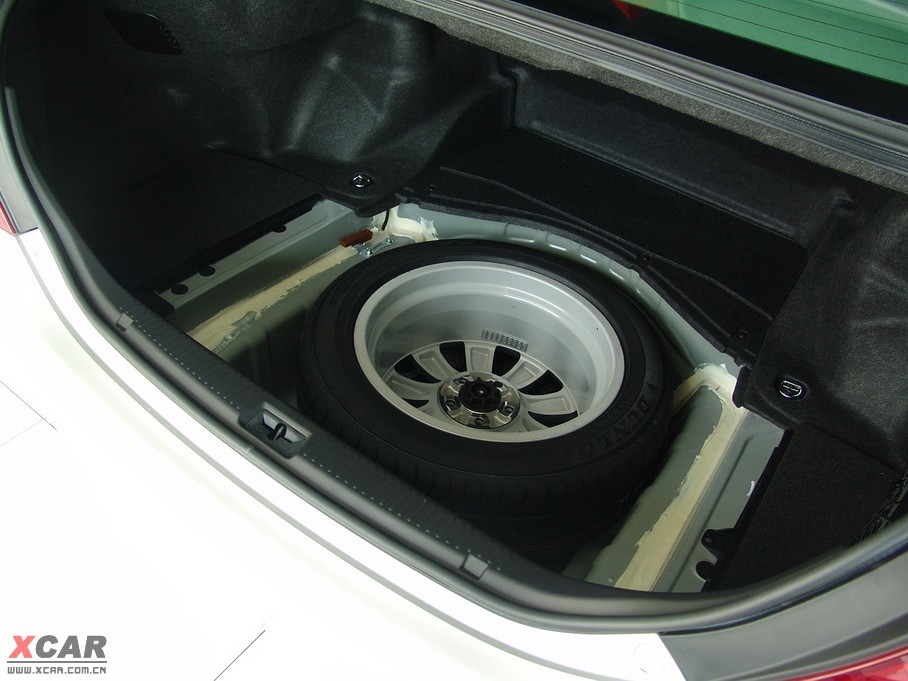 2010ʹ 2.5L Royal Ƥ