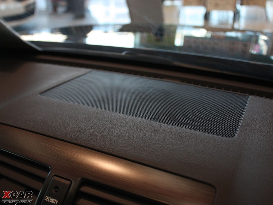 2010ʹ 4.3L Royal Saloon