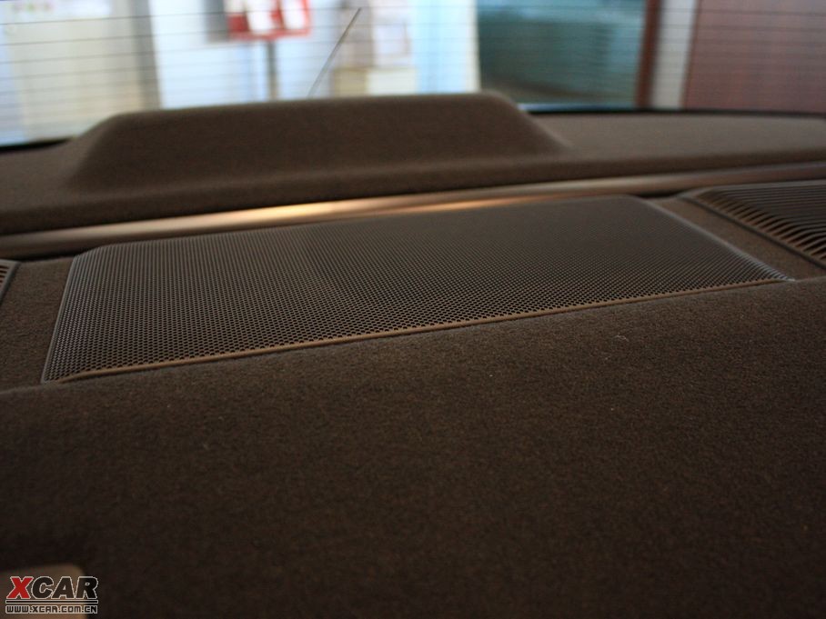 2010ʹ 4.3L Royal Saloon