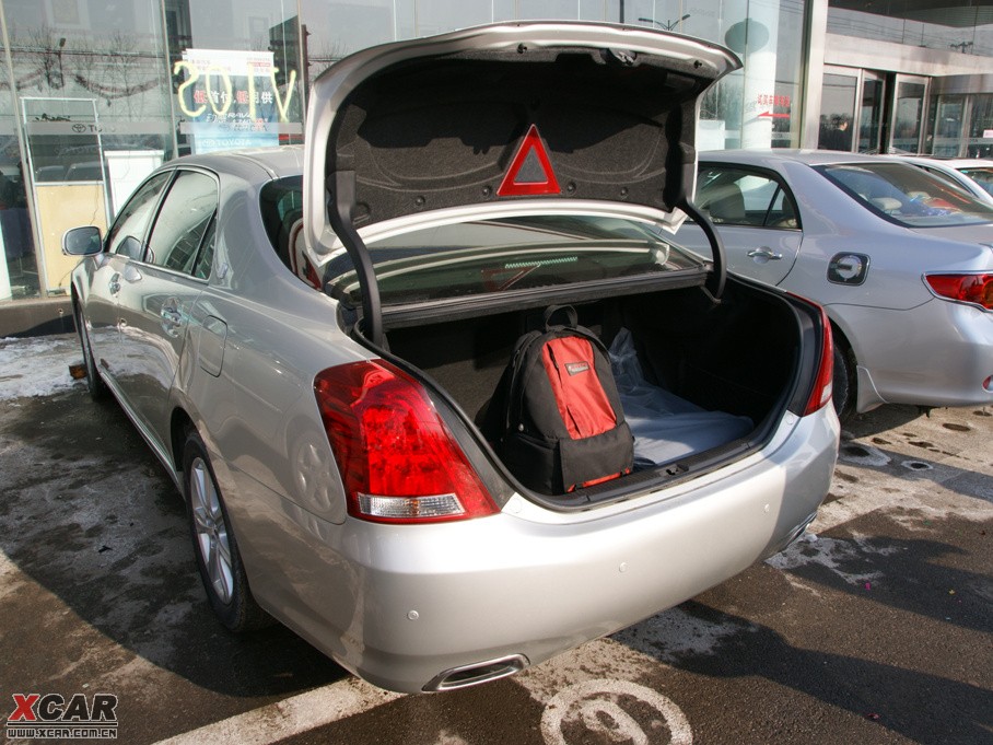 2010ʹ 3.0L Royal Saloon VIP