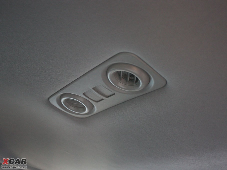 2010ʹ 4.3L Royal Saloon