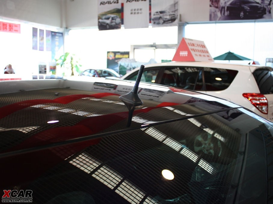 2010ʹ 4.3L Royal Saloon