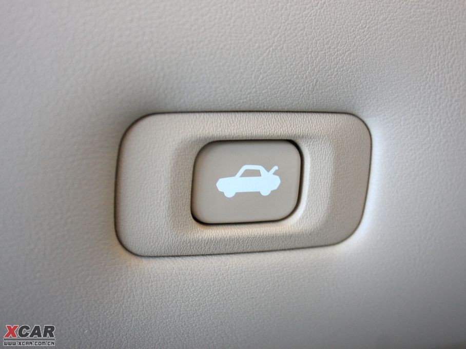 2010ʹ 3.0L Royal Saloon VIP