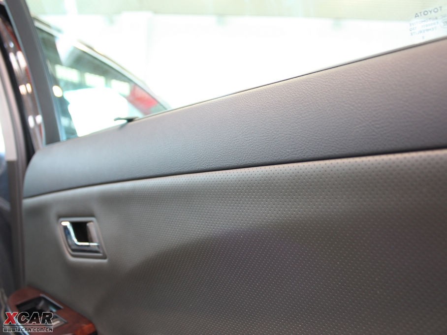 2010ʹ 4.3L Royal Saloon