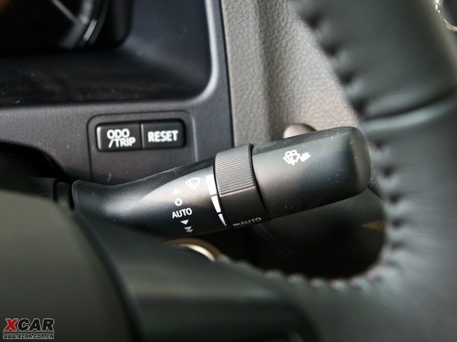 2010ʹ 3.0L Royal Saloon