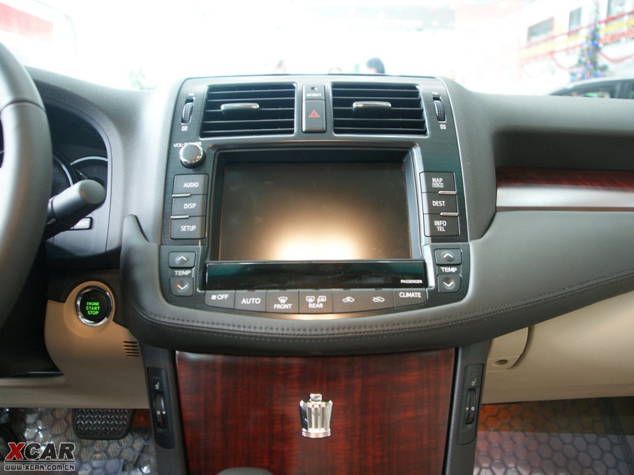 2010款皇冠3.0l royal saloon