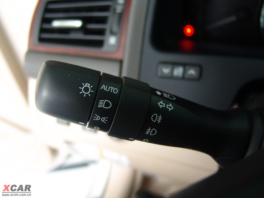 2010ʹ 2.5L Royal Ƥ