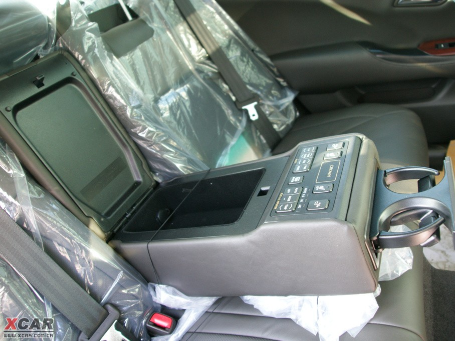 2010ʹ 3.0L Royal Saloon VIP