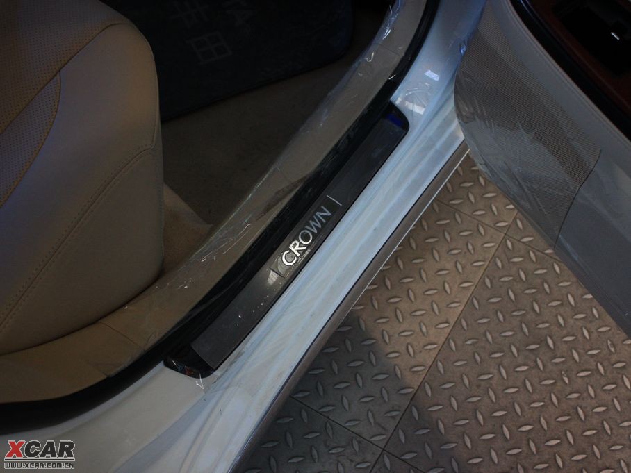 2010ʹ 3.0L Royal Saloon VIP