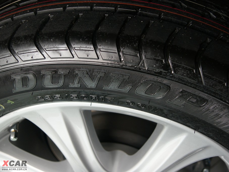 2010ʹ 3.0L Royal Saloon