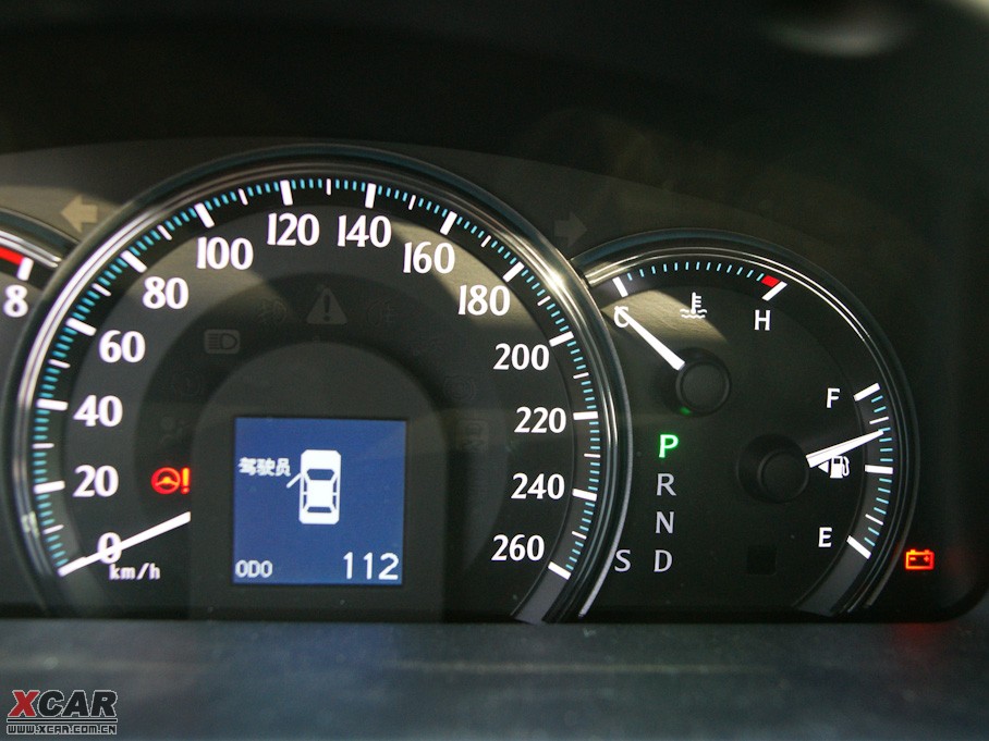 2010ʹ 3.0L Royal Saloon VIP