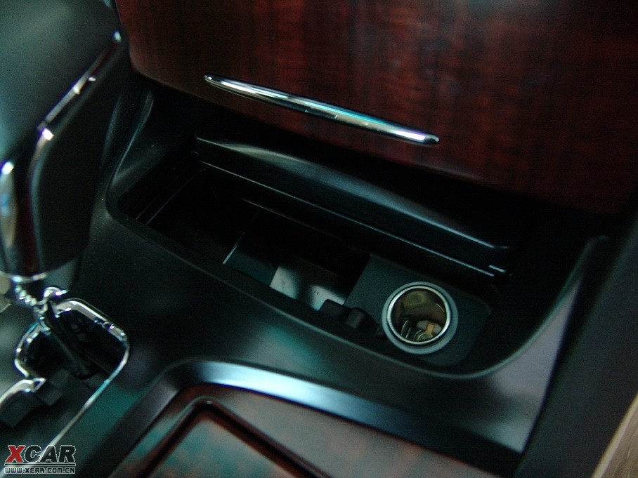 2010ʹ 2.5L Royal Ƥ